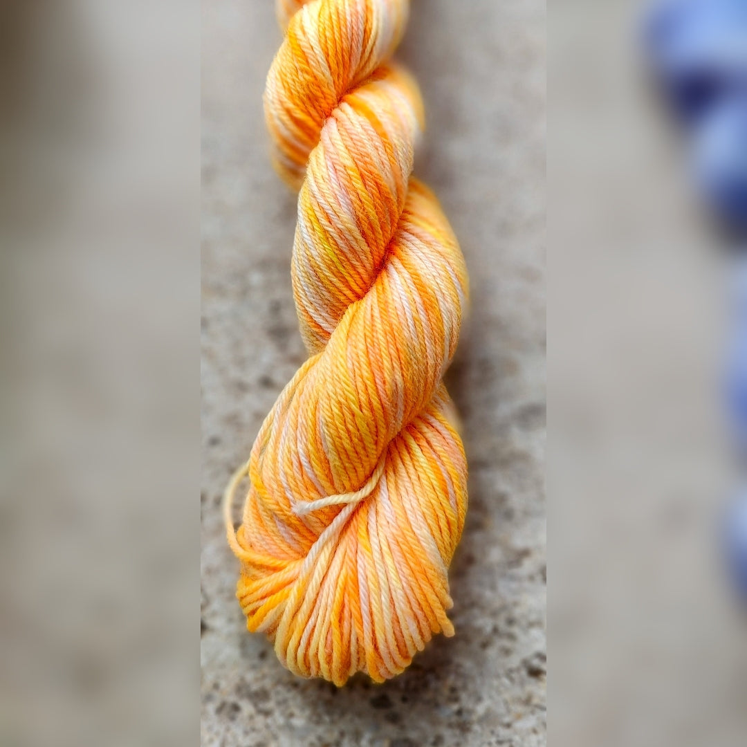 🍊 Tangerine🍊 farvet på Superwash merino