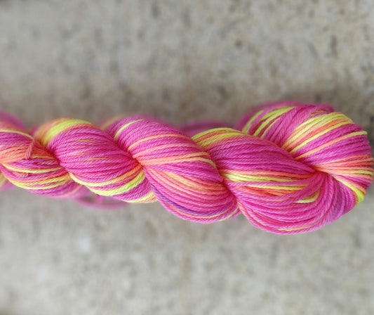 🩷Tutti frutti🍍 farvet på Superwash merino